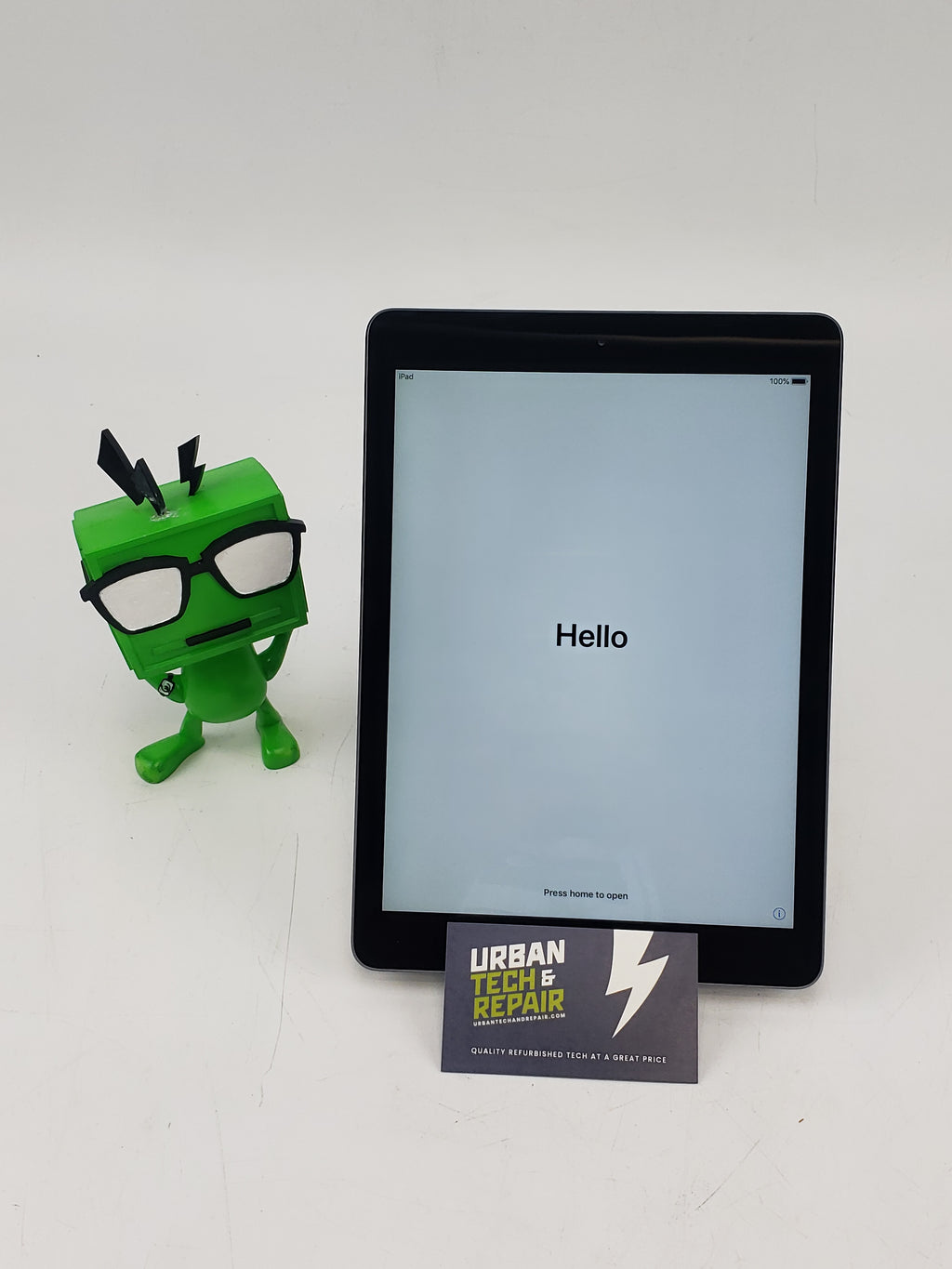 iPad Air A1474 32GB Silver 9.7" B