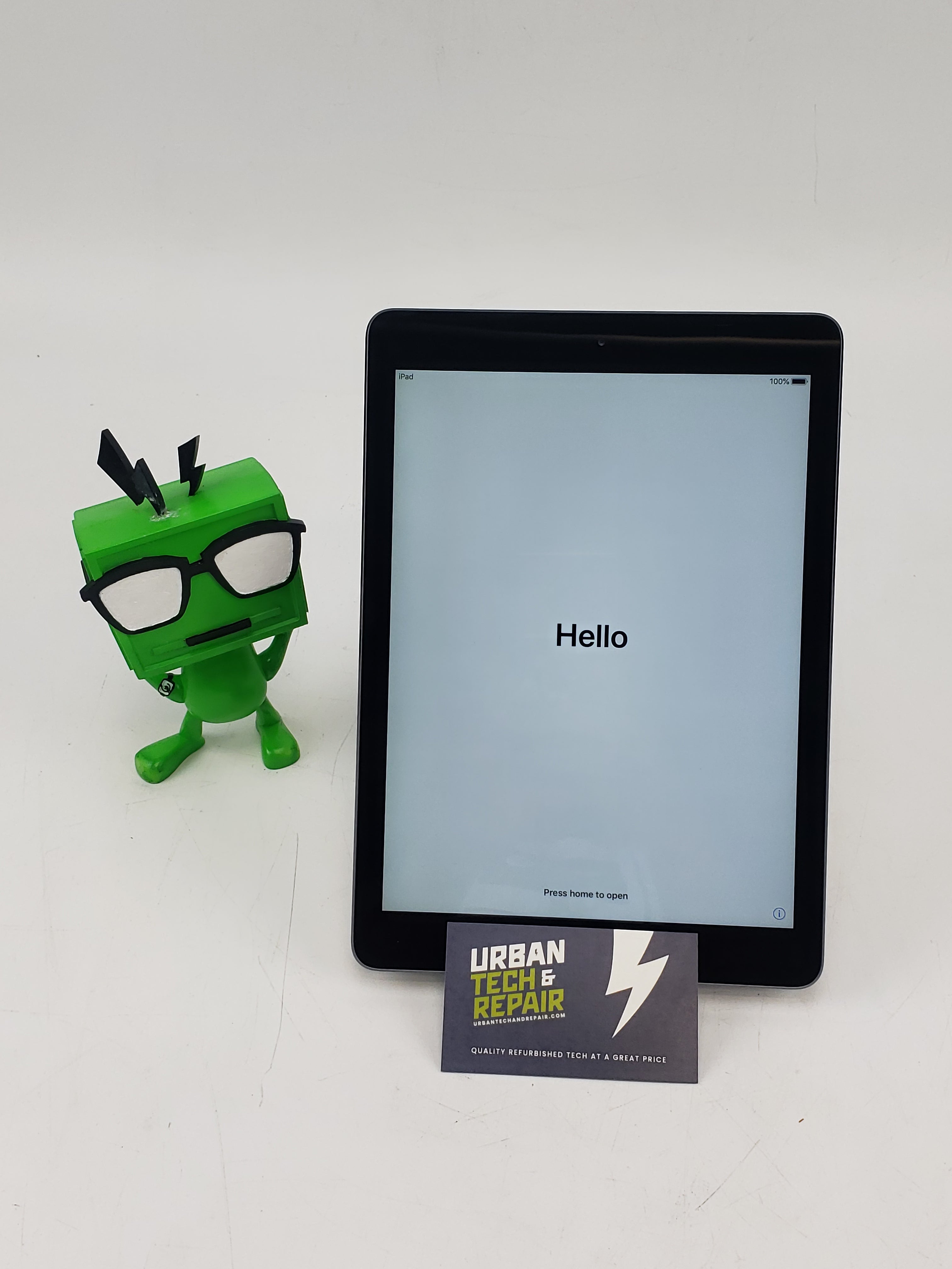 iPad Air A1474 32GB Silver 9.7" B