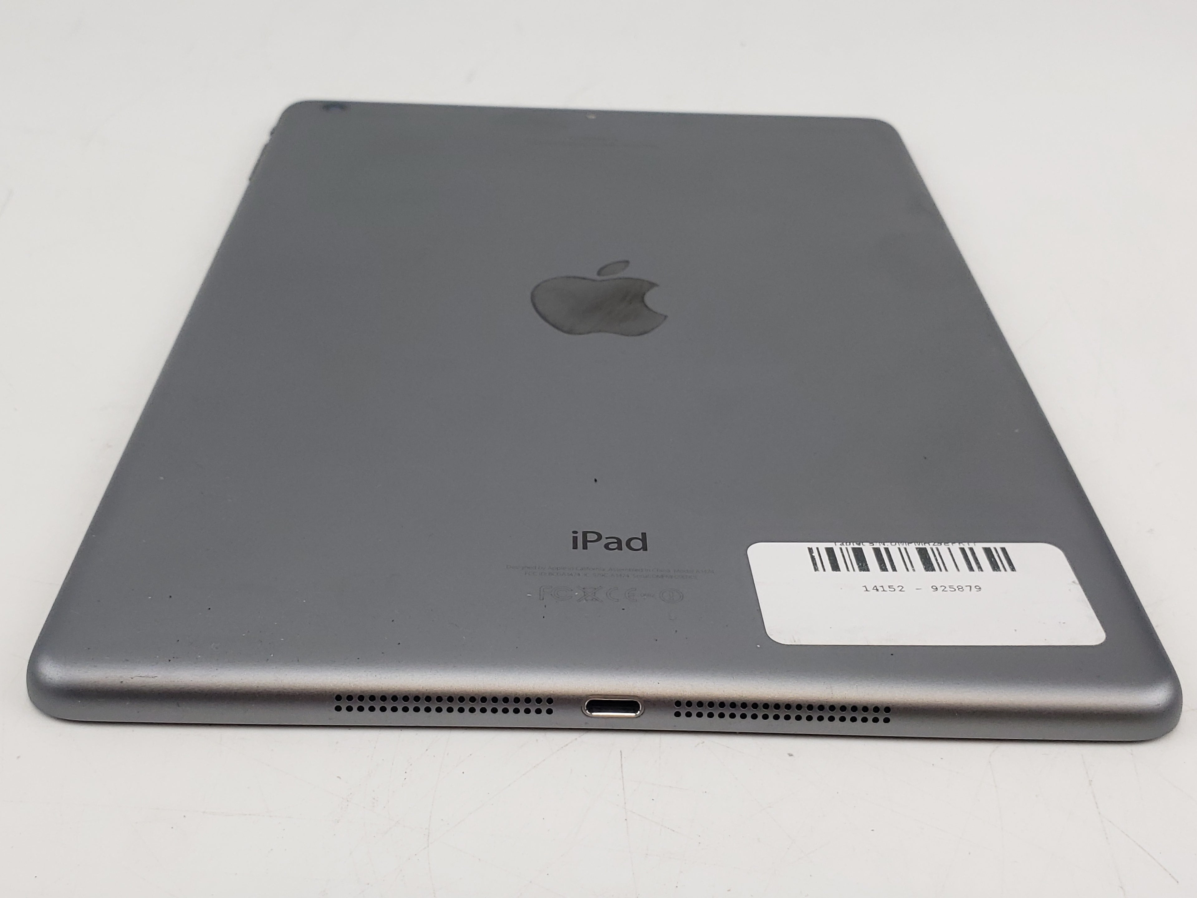 iPad Air A1474 32GB Silver 9.7" B