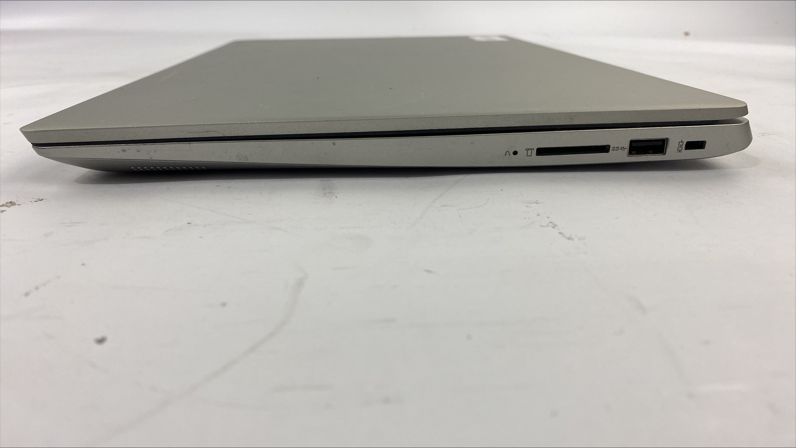 Lenovo Ideapad 330S-15IKB Core i5-8250U 1.6GHz 8GB RAM 120GB SSD Windows 11 Pro