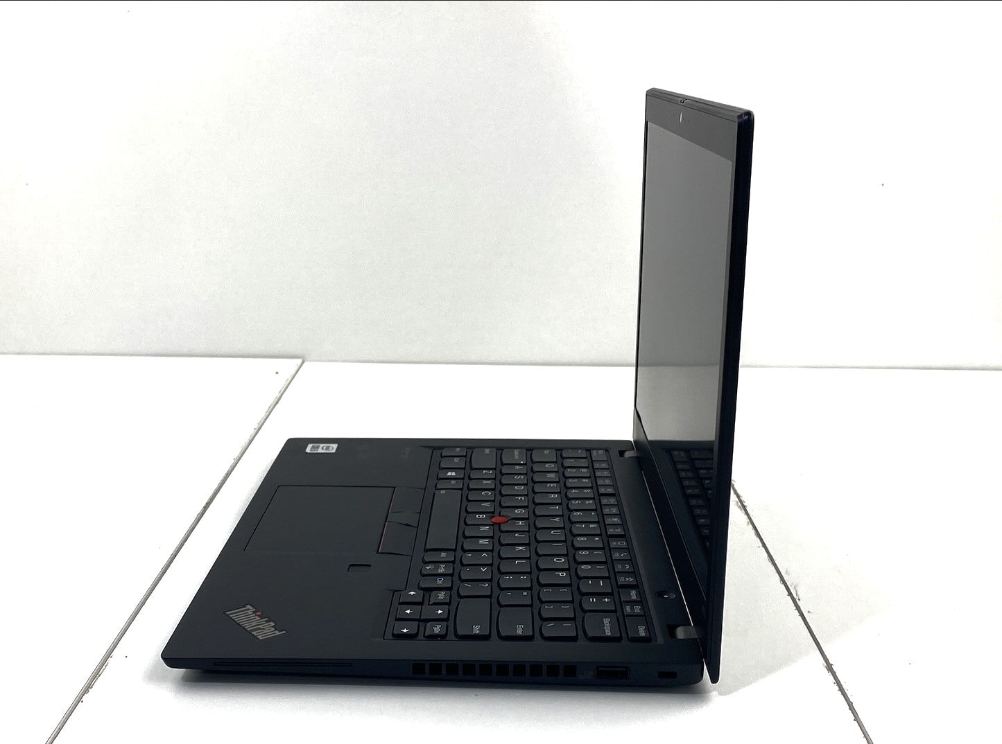 Lenovo ThinkPad X13 Gen 1 Core i5 10th Gen 1.60GHz 10210U 8GB 500GB Windows 11 Pro.
