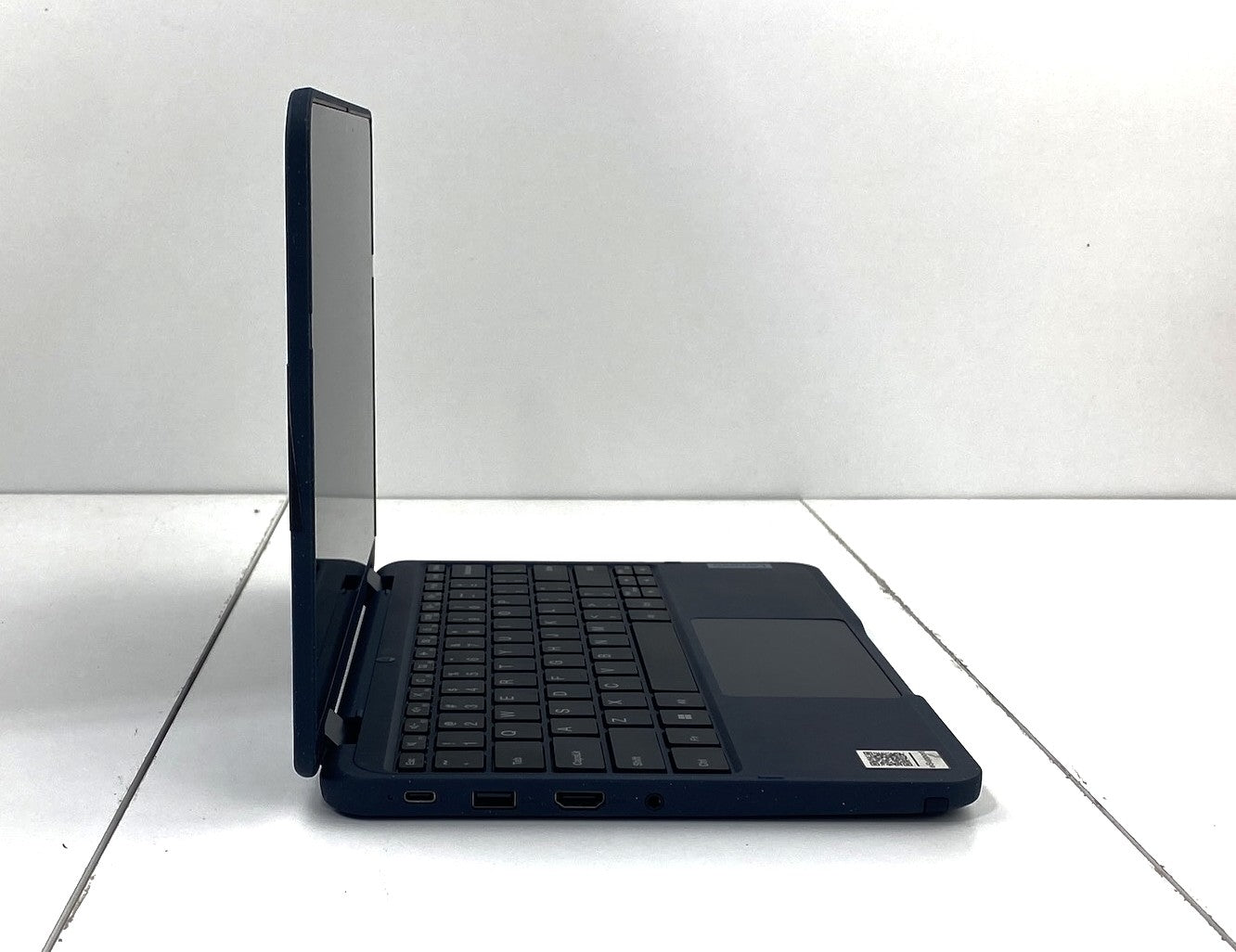 Lenovo 500w Gen 3 Celeron N5100 1.10GHz 1.10GHz 8GB DDR3 120GB Windows 11 Pro .